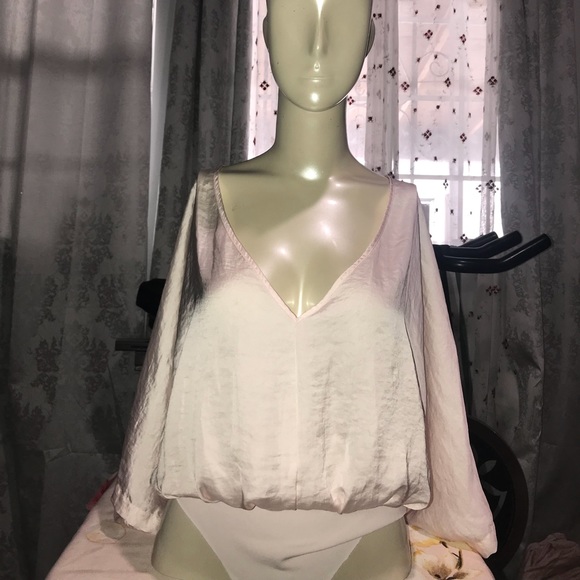 One piece silk top - Picture 4 of 6